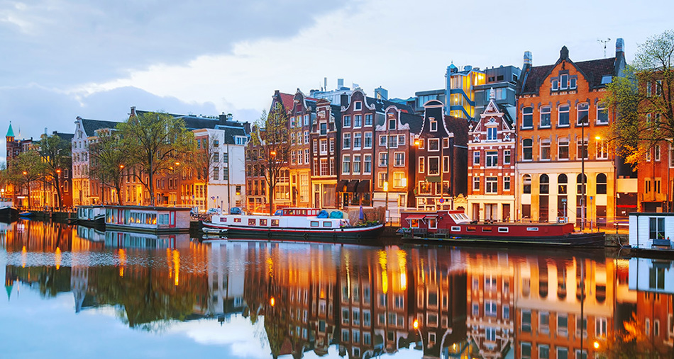 Amsterdam est l'une des villes avec le moins de pollution lumineuse et de trafic au monde