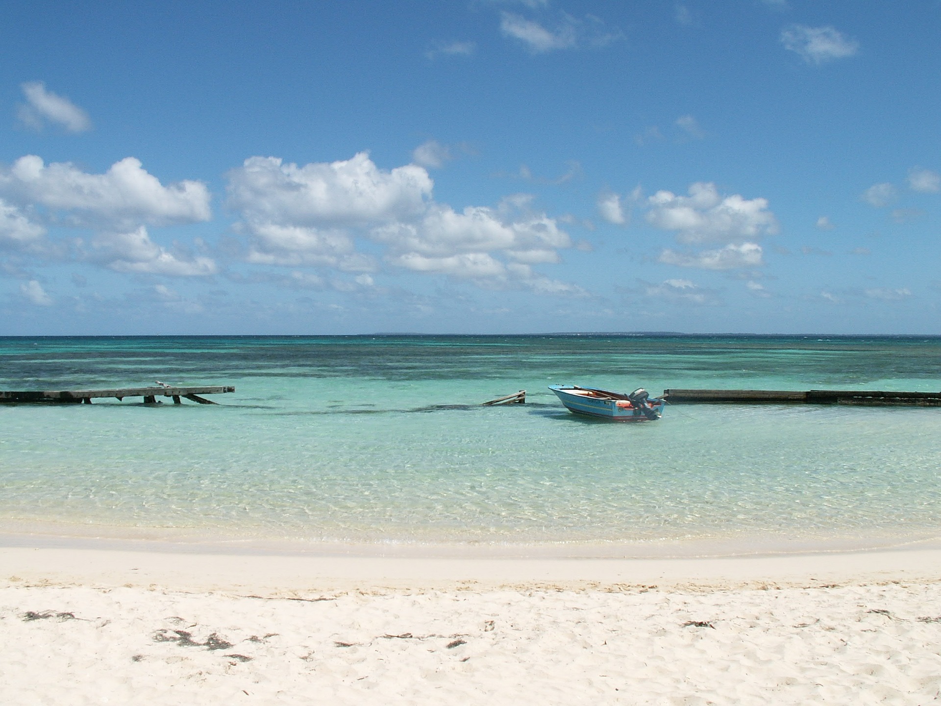 En Route Vers Les Plus Belles Plages De Guadeloupe Sixt Magazine En Route Vers Les Plus Belles Plages De Guadeloupe Sixt Magazine