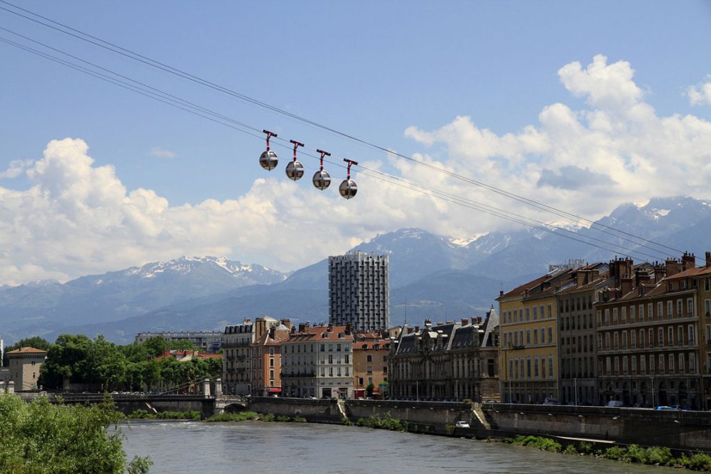 Visiter Grenoble en téléphérique - SIXT