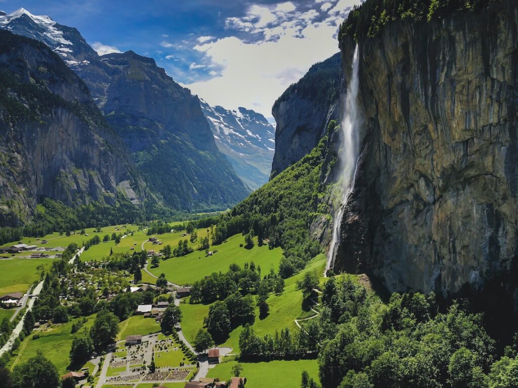 lauterbrunnen-suisse-SIXT