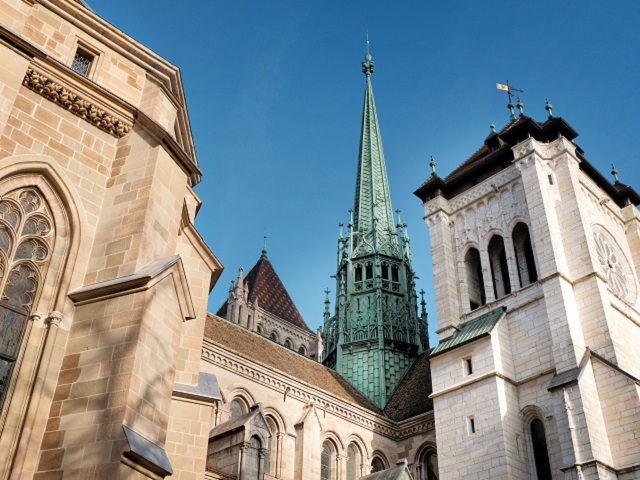 road-trip-lac-leman-geneve-cathedrale