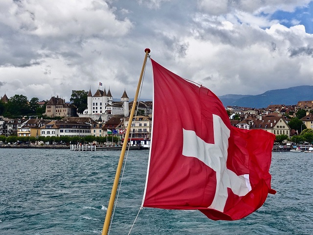 road-trip-lac-leman-nyon-suisse