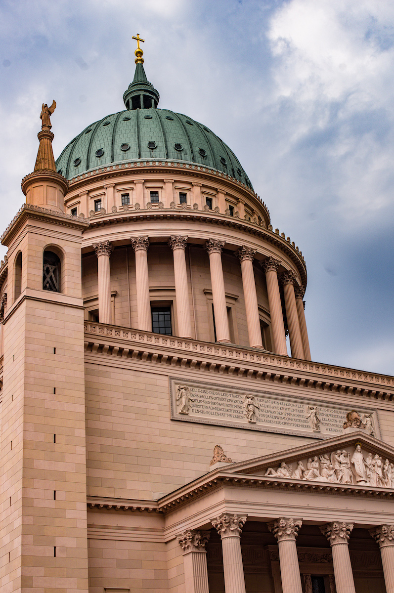 visite-autour-berlin-potsdam-nikolaikirche