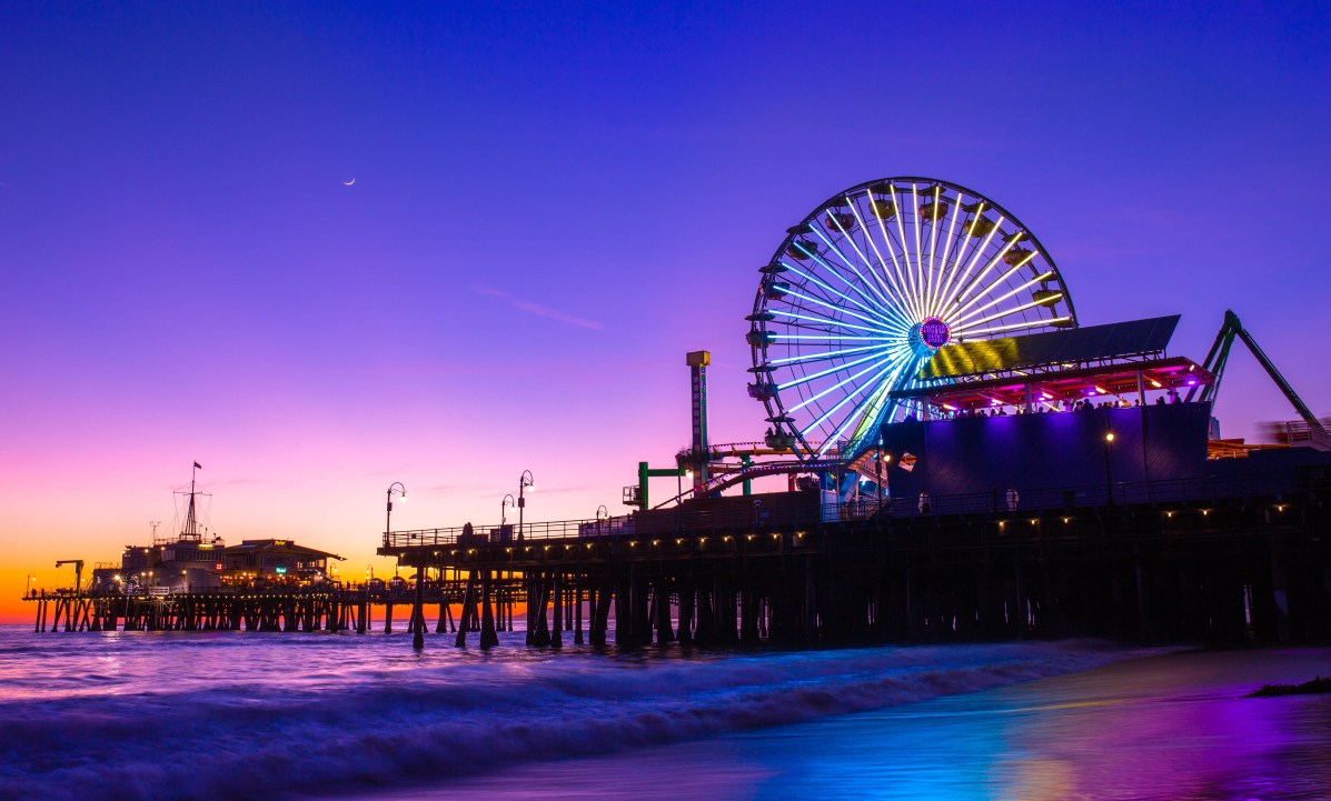 Le Santa Monica pier de nuit