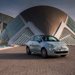 Fiat 500 hybride de face