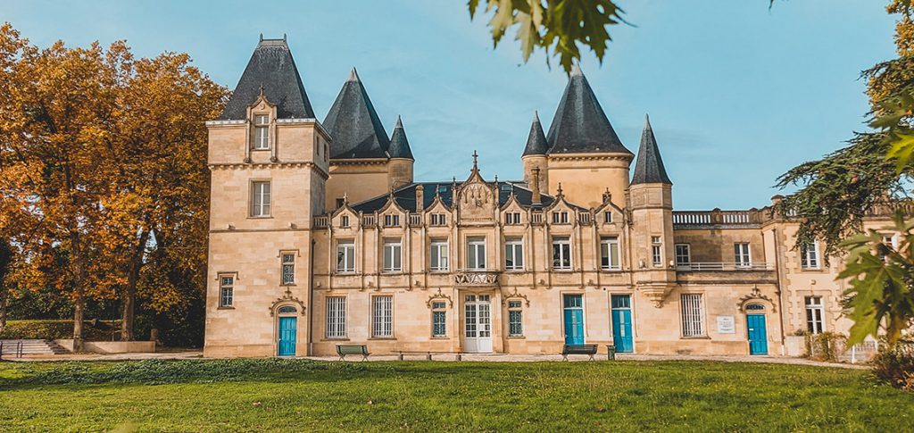 Château viticole à proximité de Bordeaux