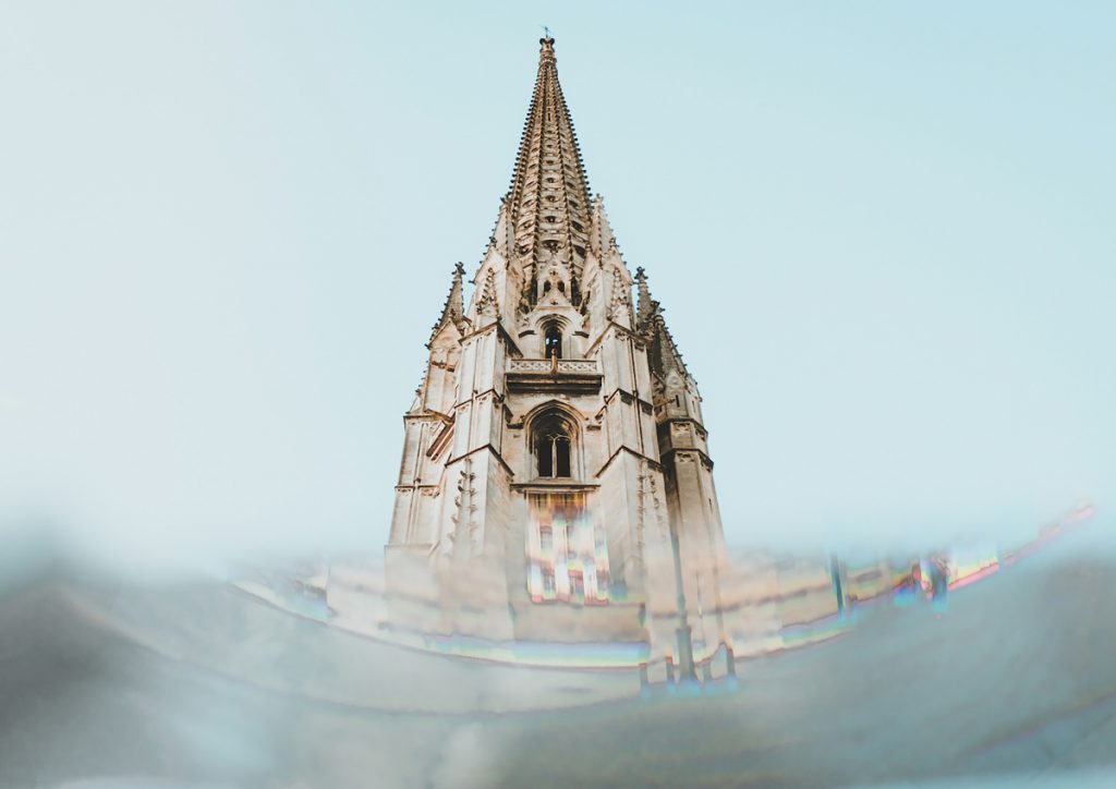 vue de la flèche Saint Michel à Bordeaux
