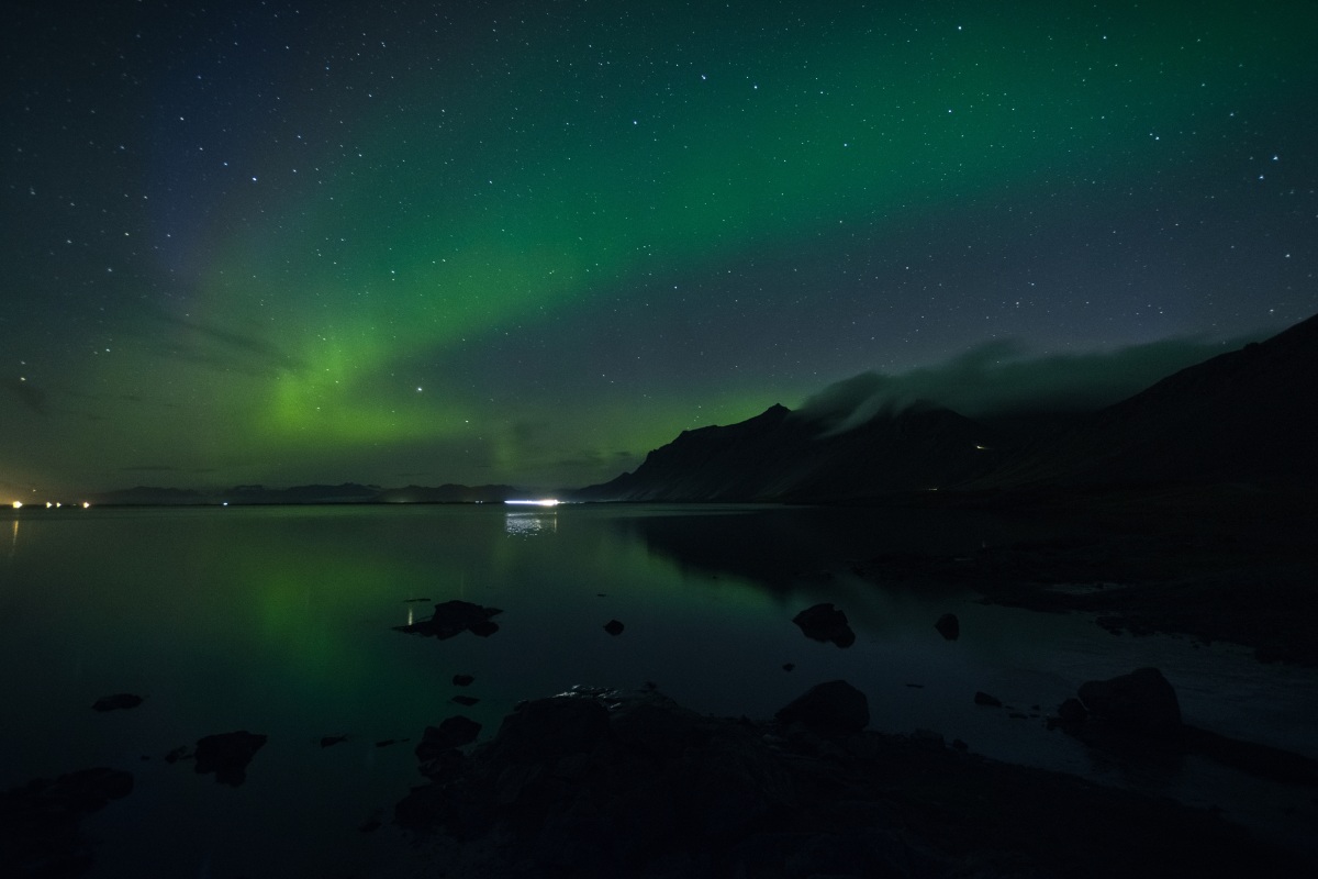 Contemplez les aurores boréales à Hofn en Islande - SIXT