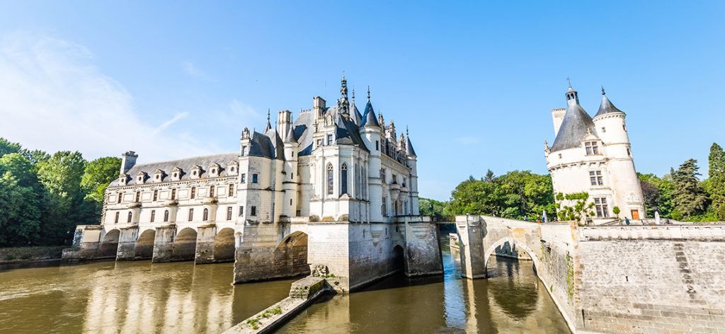 chateau loire tours itinéraire voiture van