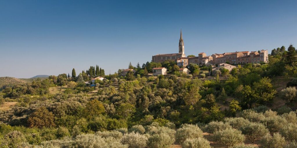 village banne ardeche