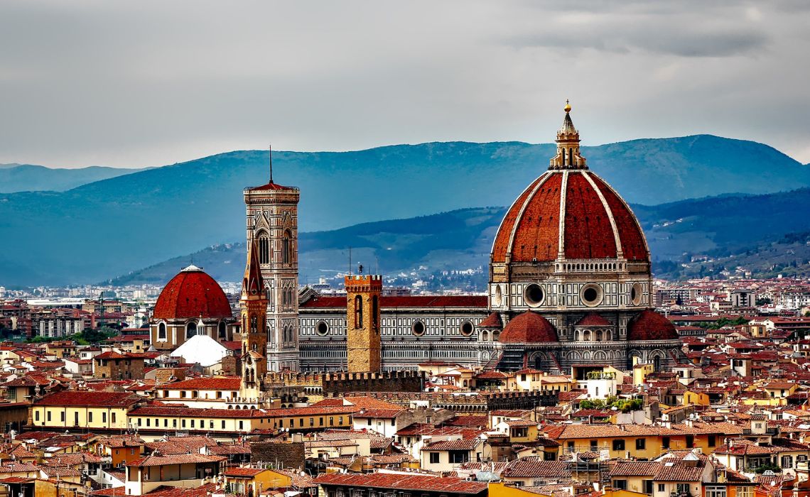 La cathédrale Duomo à Florence durant votre road trip italien - SIXT