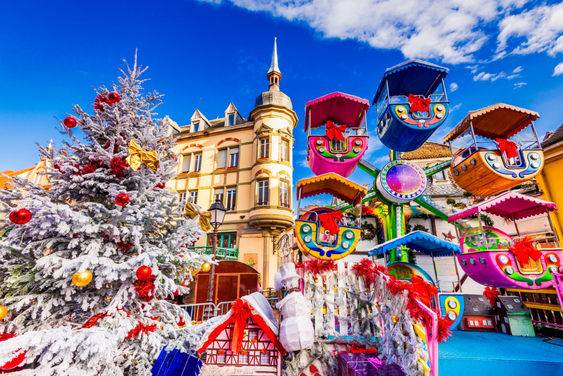 Les plus beaux petits trains de Noël pour une ambiance chaleureuse