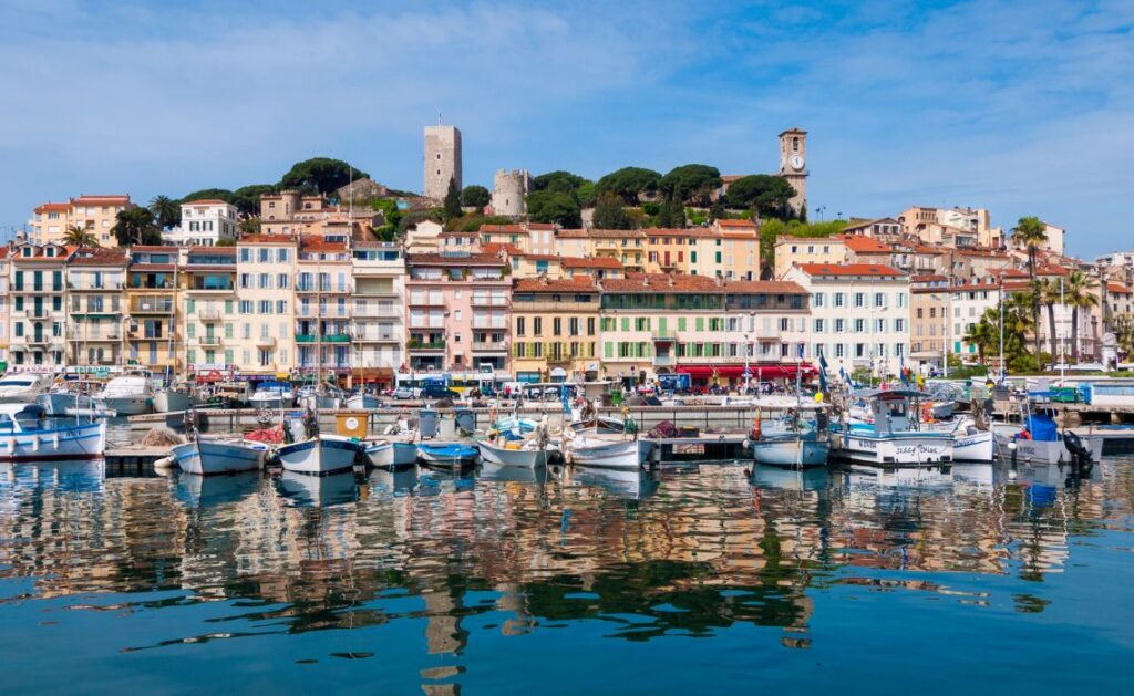 Découvrir le port de Cannes dans le sud de la France - SIXT