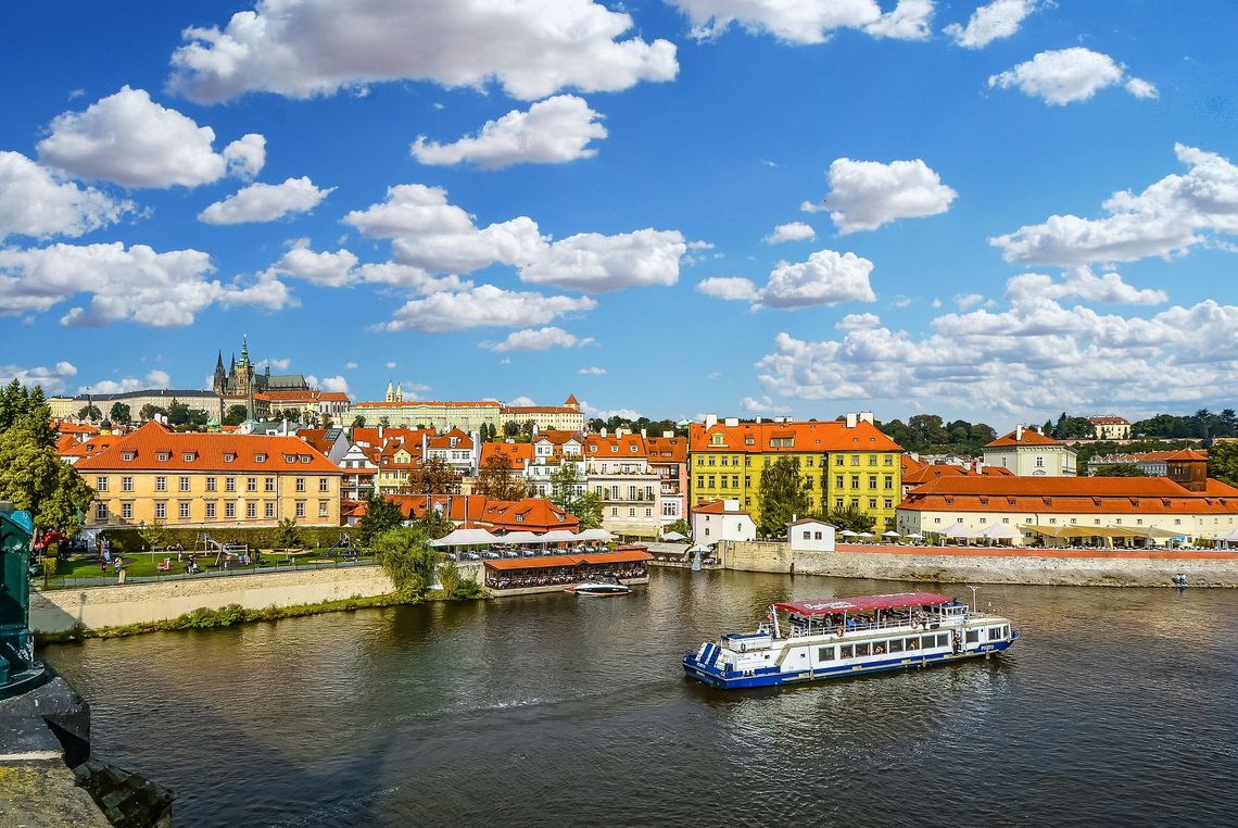 Croisière à Prague pour célébrer la nouvelle année Partir à Pragues pour passer le nouvel an - SIXT