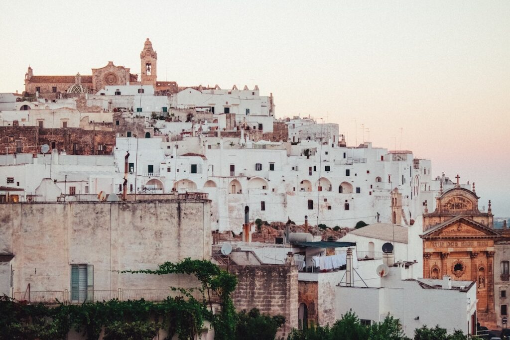 Découverte d'Ostuni pendant votre road trip dans les Pouilles - SIXT