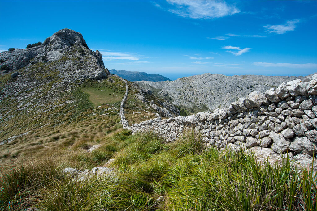 La chaîne serra tramuntana à voir pendant votre road trip à Majorque - SIXT