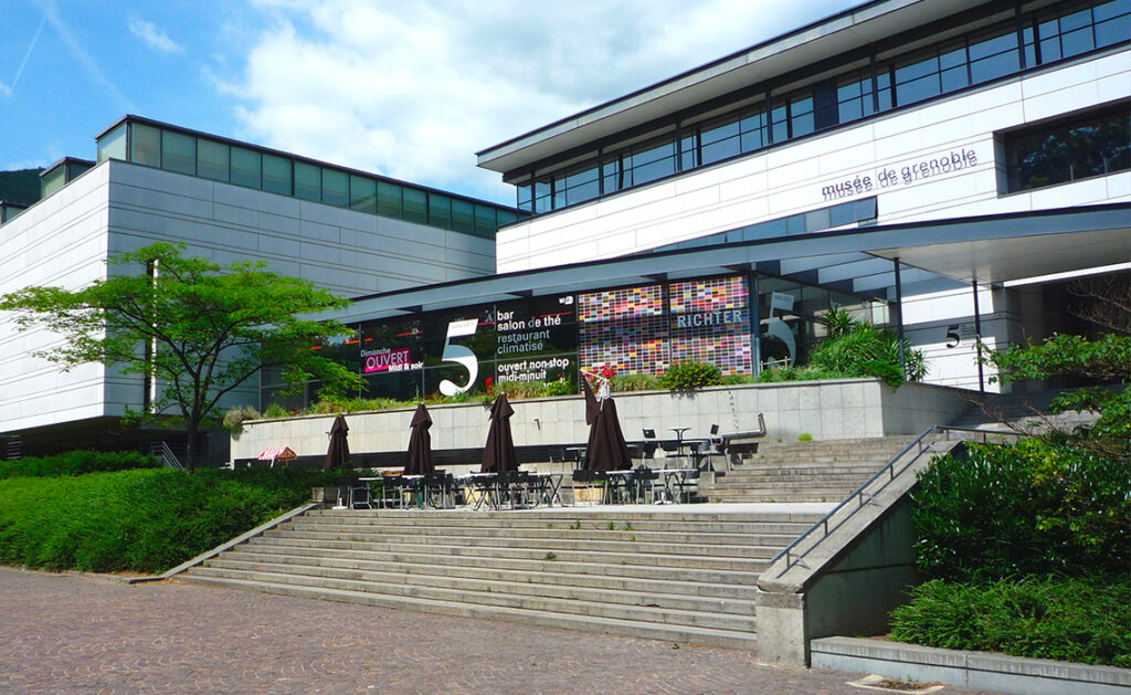 Visiter Grenoble et passer par le célèbre musée - SIXT