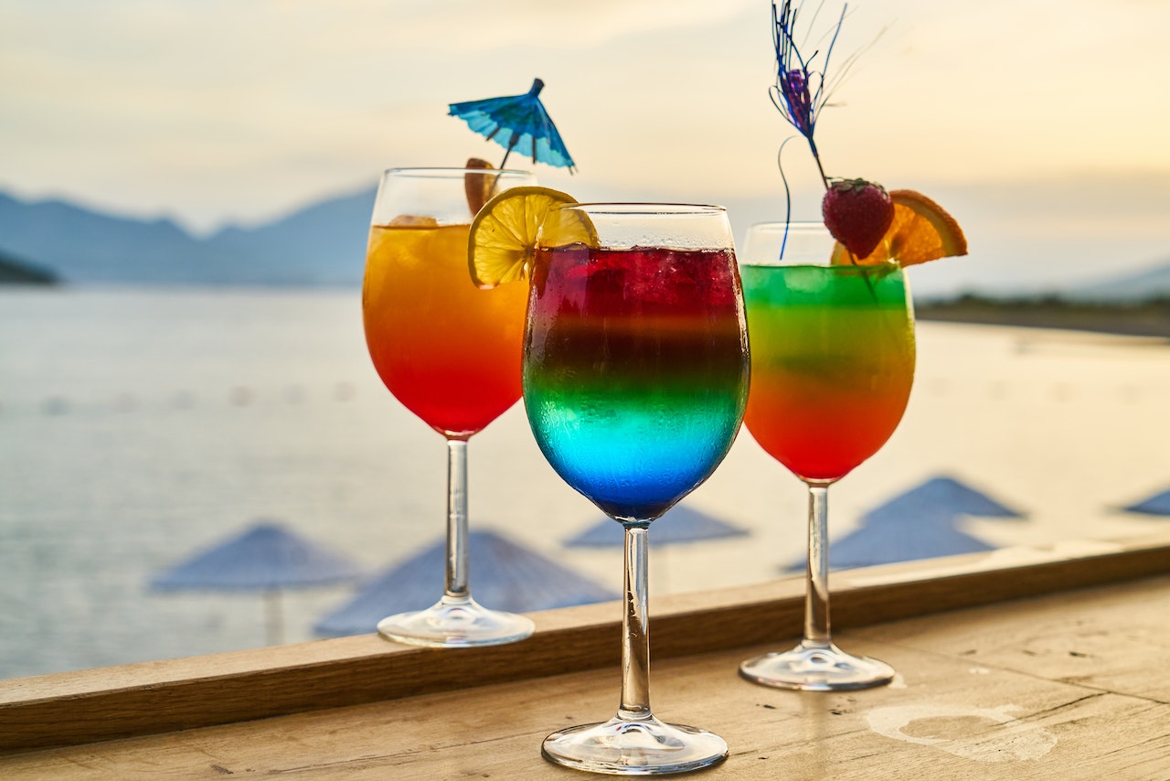 bar à cocktail coloré à palma