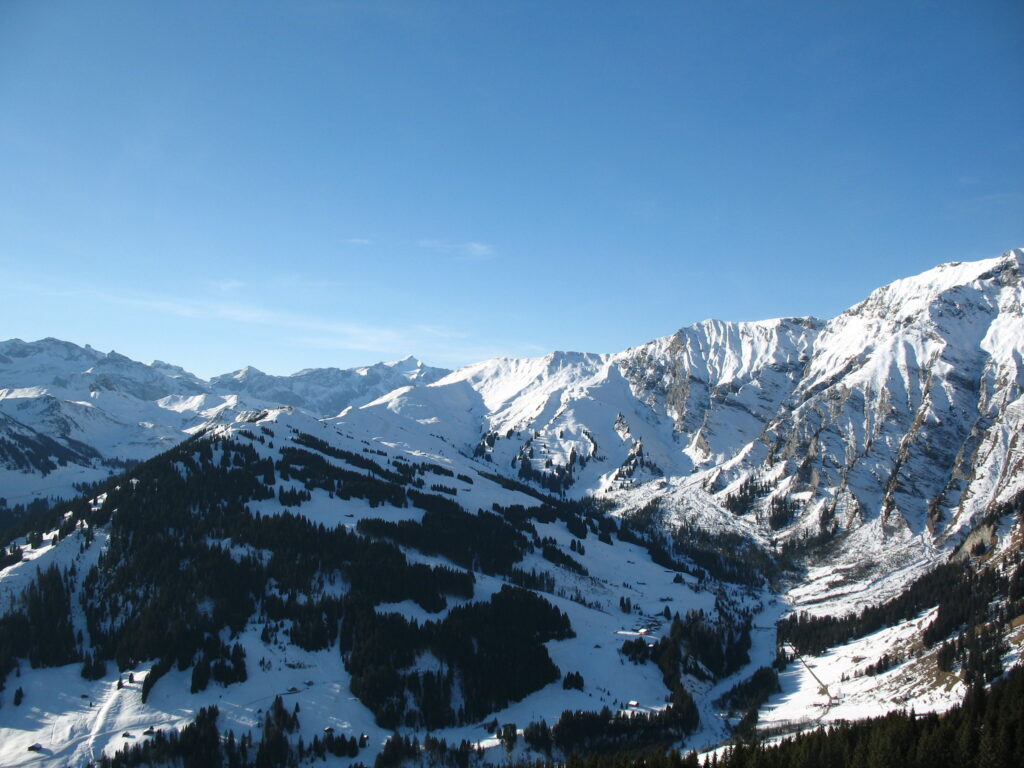 Faire du ski en suisse à Adelboden-Lenk, un plaisir multiplié par 6 - SIXT