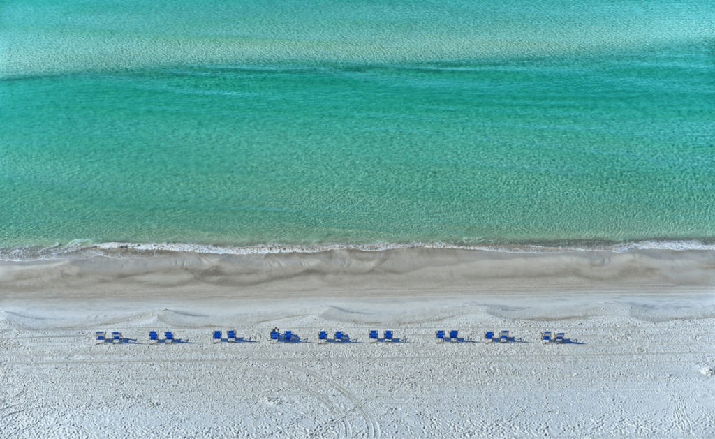 Profitez des plages oubliées de l’Emerald coast lors de votre voyage en Floride - SIXT