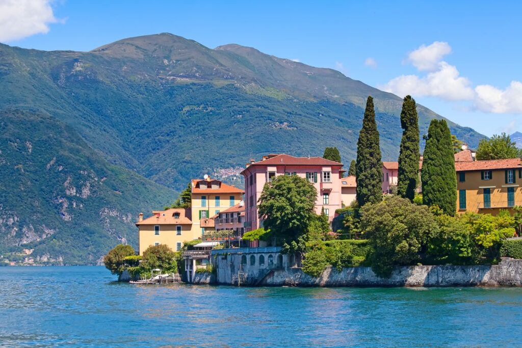 Le Lac de Côme : parfait pour une petite pause au calme pendant votre road trip sur les lacs italiens - SIXT