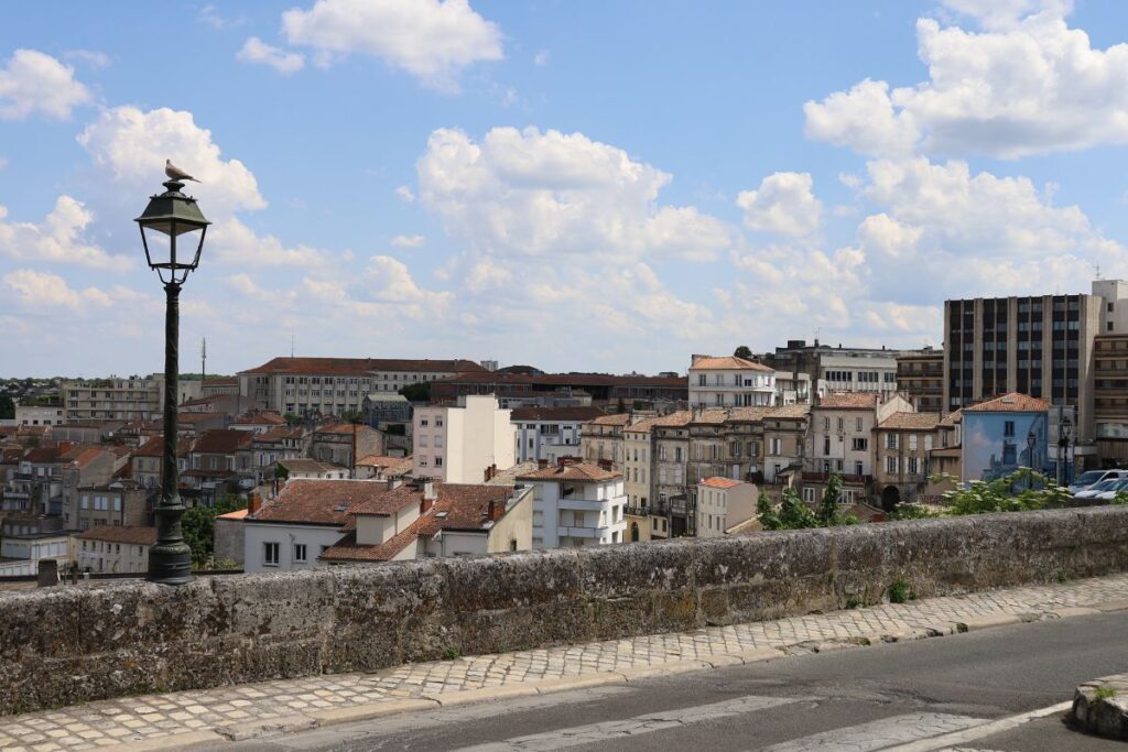Visitez Angoulême lors de votre road trip en Charente - SIXT