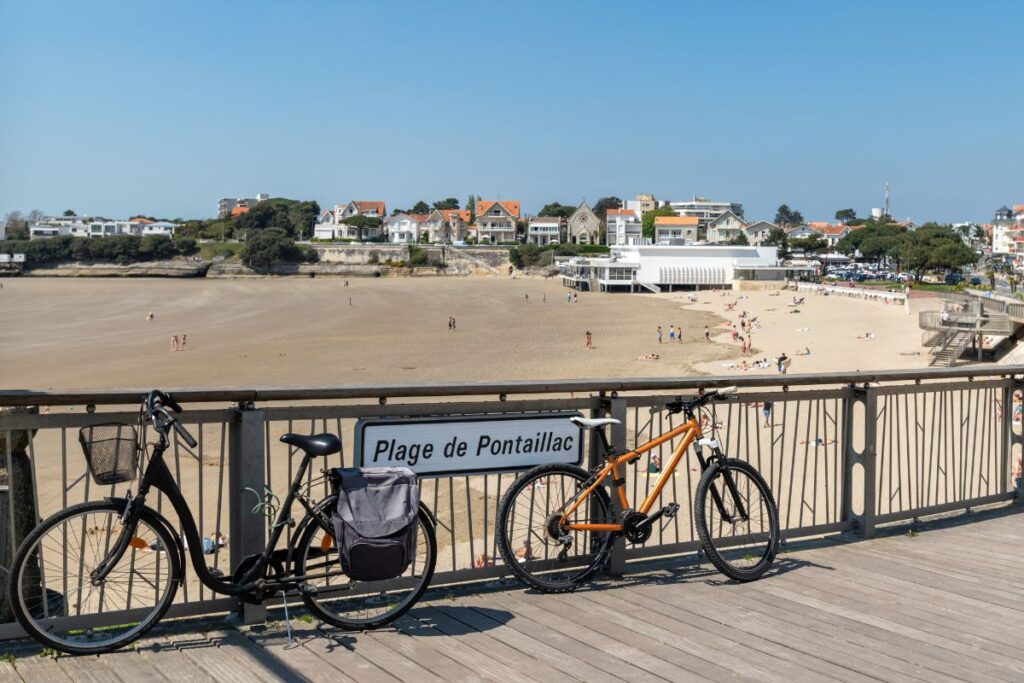 Plage de Pontaillac à Royan, un passage lors de votre road trip en Charente - SIXT