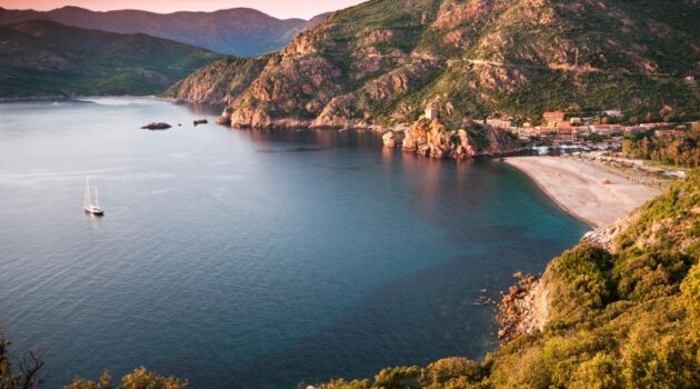 Visitez la Corse - SIXT