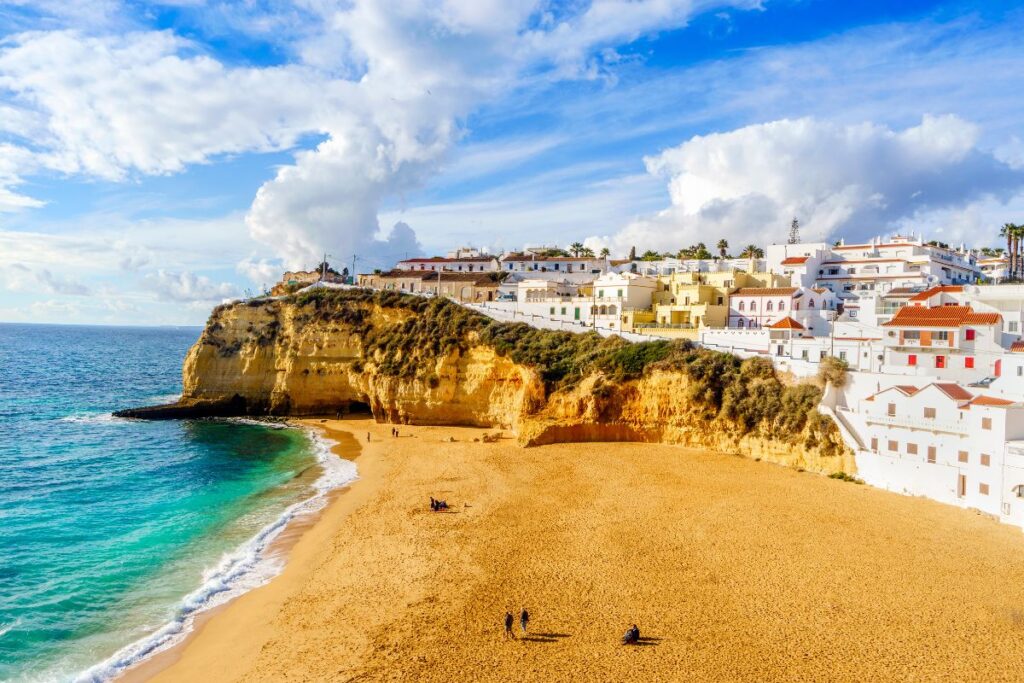 Savourez la vibe paisible de Carvoeiro - SIXT