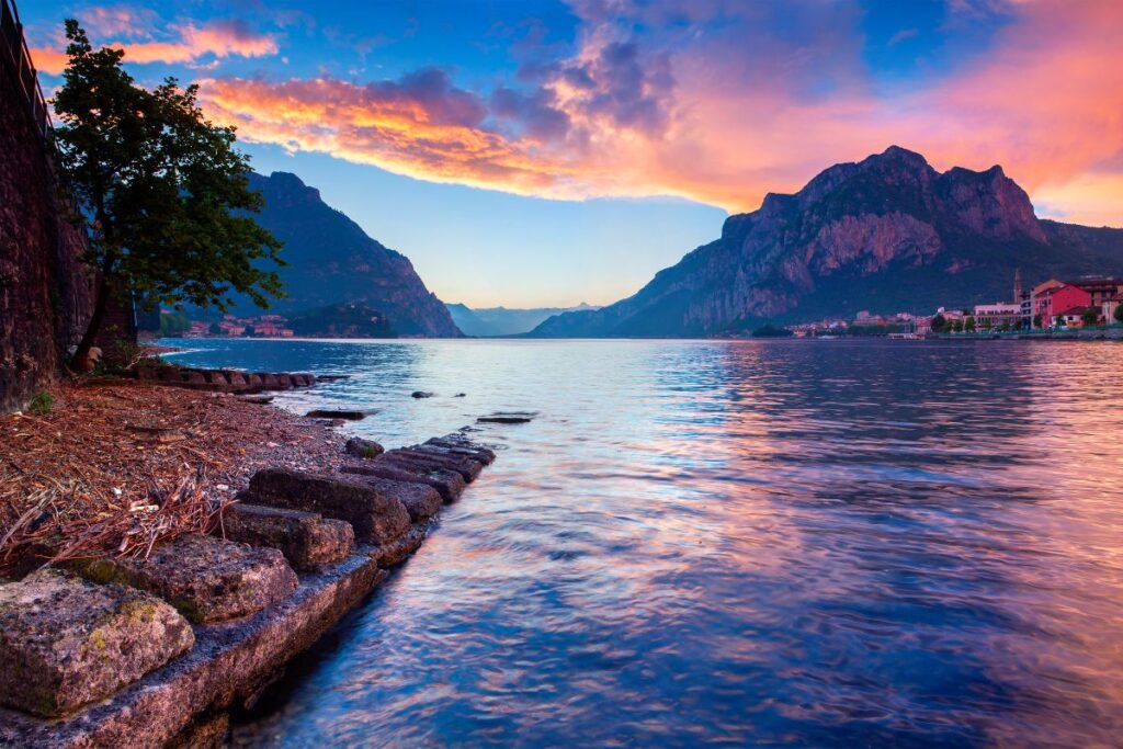 Découvrez l'ambiance locale de Lecco - SIXT
