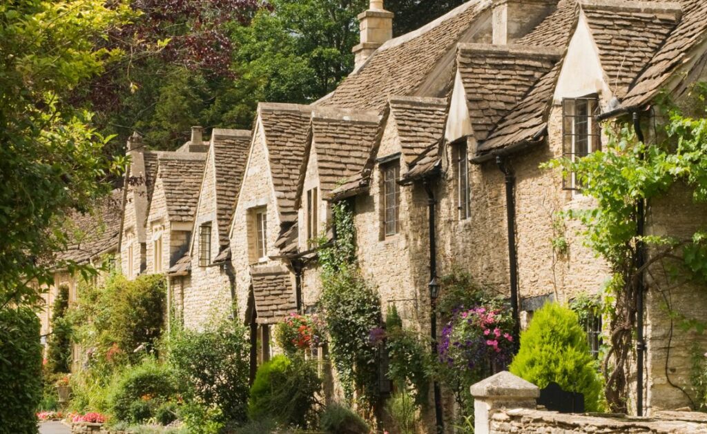 Le village de Castle Combe est l’un des plus photogéniques des Cotswolds ! - SIXT