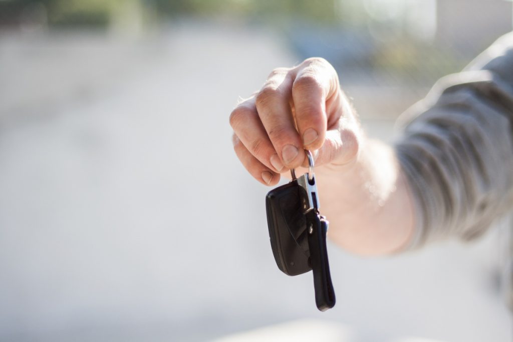 Pourquoi louer une voiture avec une Mastercard Gold ? Sixt Magazine
