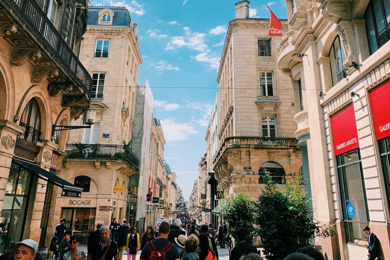 ruestecatherinebordeaux Sixt Magazine